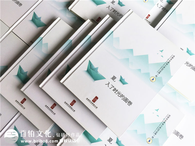 成長(zhǎng)紀(jì)念冊(cè)制作 打造美好回憶 紀(jì)念冊(cè)制作就是這么有意義！