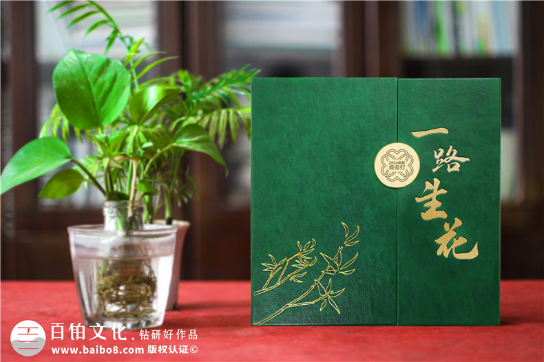 專業(yè)相冊(cè)設(shè)計(jì)團(tuán)隊(duì)-用視覺敘事相冊(cè)定制為您封存時(shí)光第1張-宣傳畫冊(cè),紀(jì)念冊(cè)設(shè)計(jì)制作-價(jià)格費(fèi)用,文案模板,印刷裝訂,尺寸大小