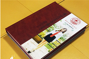 畢業(yè)多年后翻閱畢業(yè)紀(jì)念冊的回憶 制作畢業(yè)冊之后的感悟！
