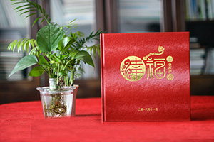 家庭相冊(cè)制作方法 怎么制作專業(yè)地完成家人溫馨的時(shí)光紀(jì)念冊(cè)？